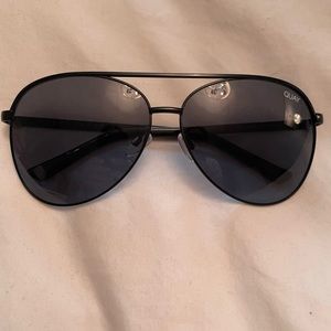 QUAY Vivienne Aviators